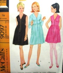 9097 SHORTI EMPIRE DRESS LENGTHS SLEEVES OR NOT 67 PATTERN 13 35